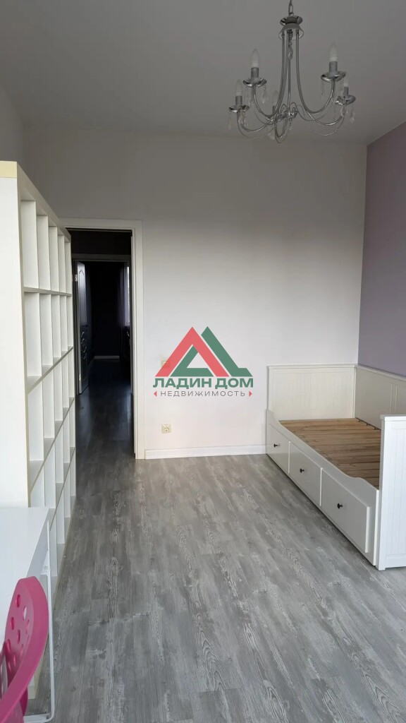 Коттедж, 137.7 м² на участке 4 сот.