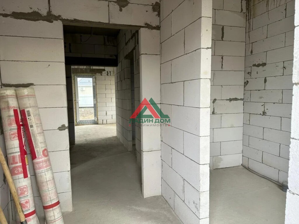 Дом, 133 м² на участке 4 сот.
