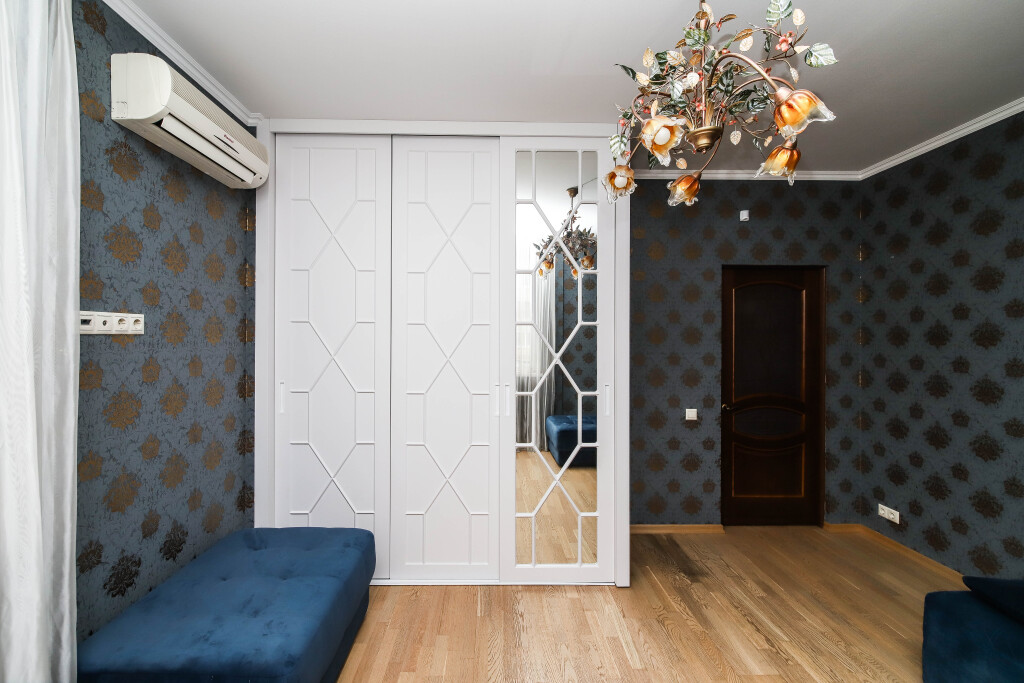 4-к квартира, 103.7 м², 2/10 эт.