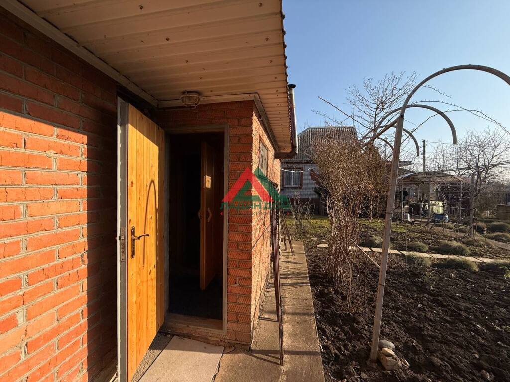 Дом, 73.4 м² на участке 6.1 сот.