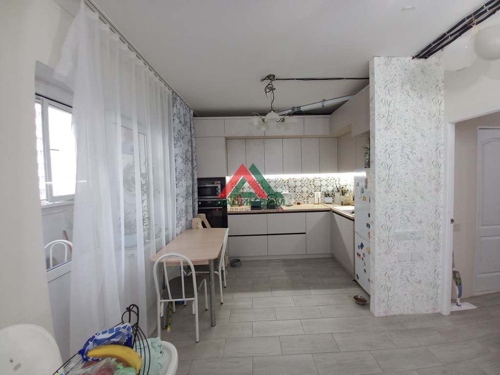 2-к квартира, 58.2 м², 4/16 эт.