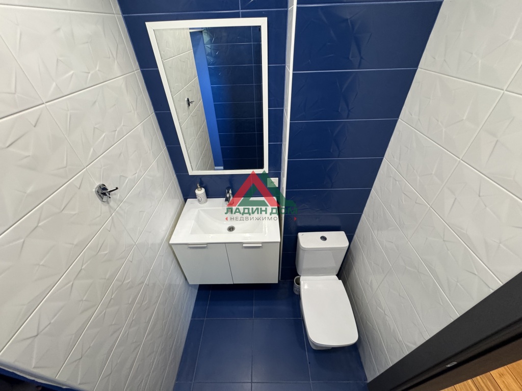 Дом, 144 м² на участке 4.4 сот.