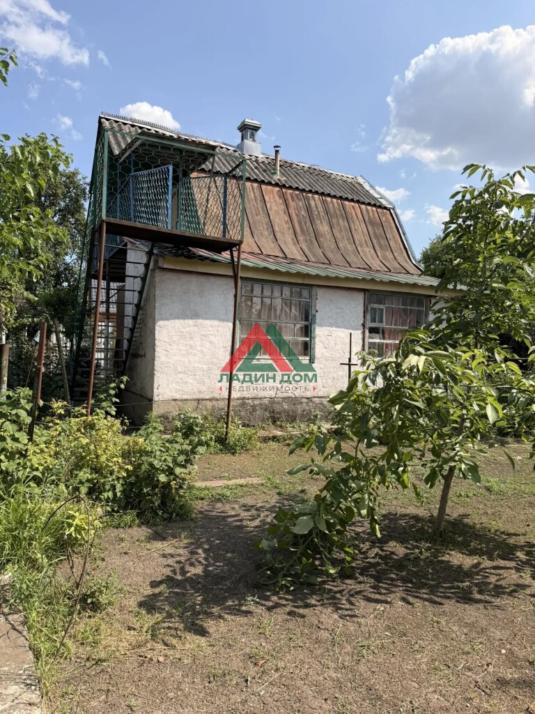 Дача, 56.7 м² на участке 6 сот.