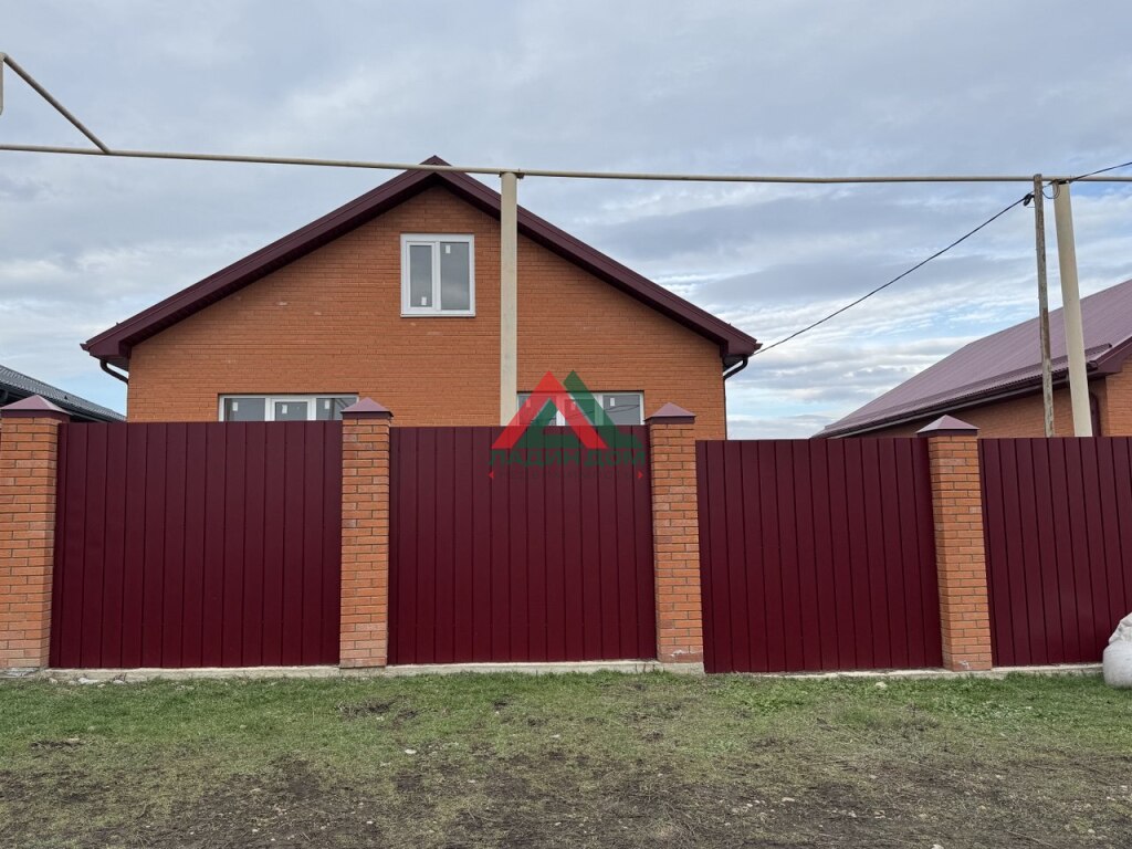 Дом, 96 м² на участке 4 сот.