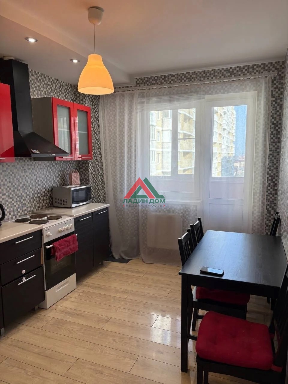 2-к квартира, 49.5 м², 10/10 эт.