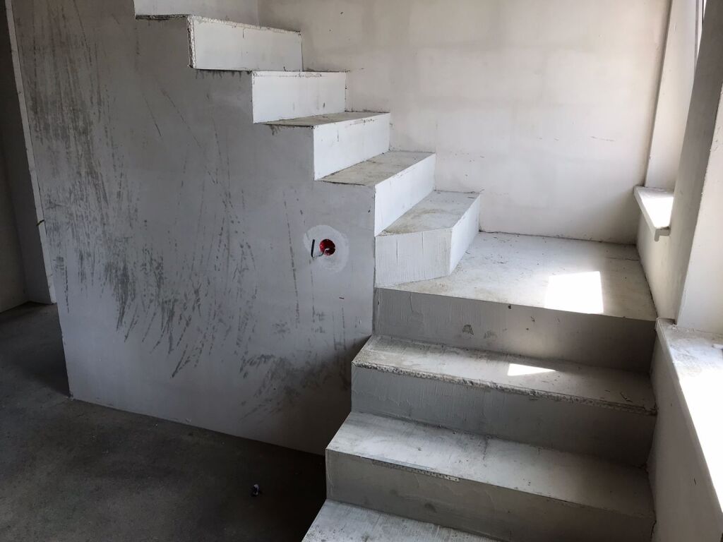 Дом, 120 м² на участке 6 сот.
