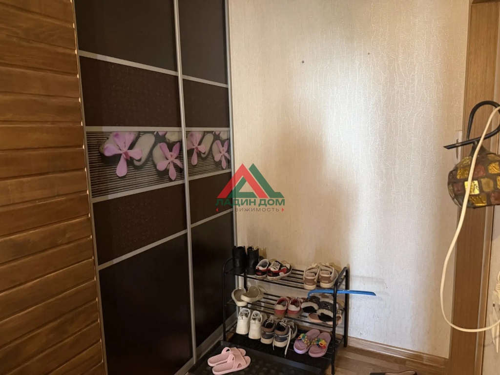 3-к квартира, 75.9 м², 1/5 эт.