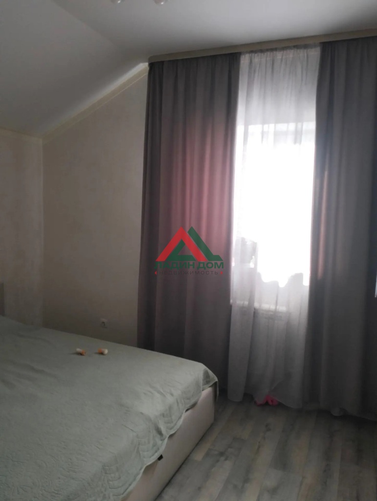 Дом, 117.5 м² на участке 4 сот.