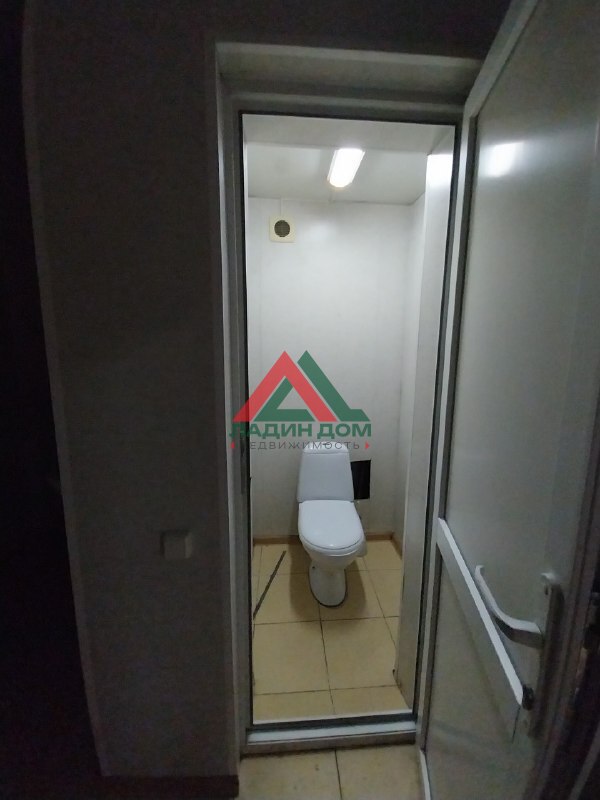 Торговое помещение 211.5 м²