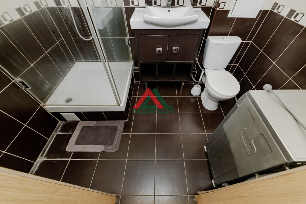 1-к квартира, 40 м², 1/6 эт.
