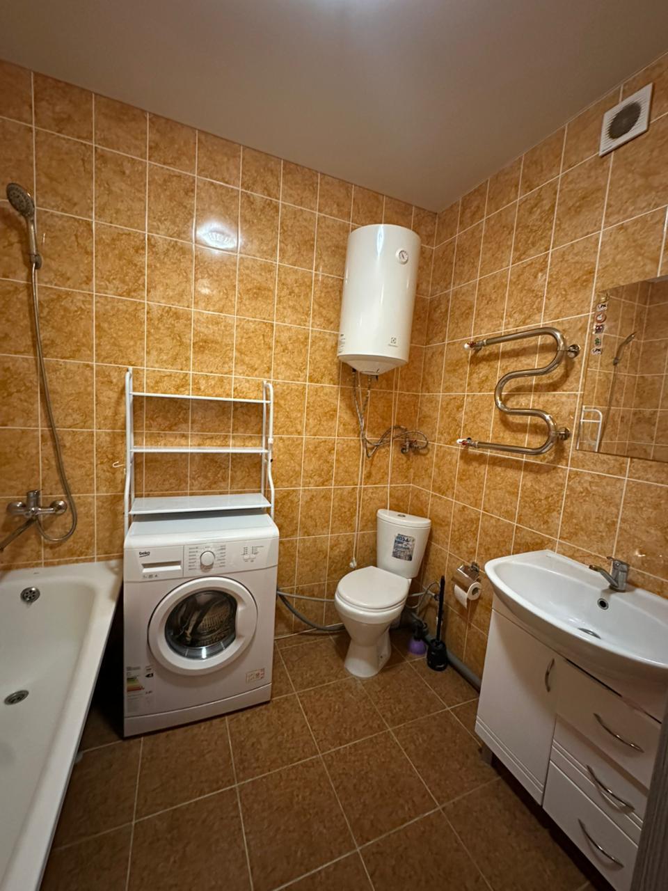 1-к квартира, 42.2 м², 1/14 эт.