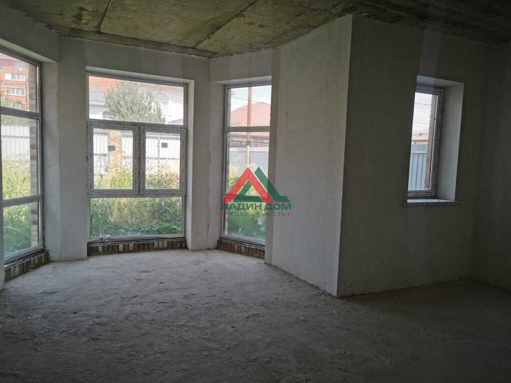 Дом, 138.3 м² на участке 4 сот.