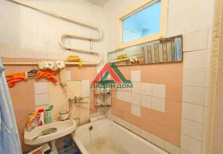 2-к квартира, 40.2 м², 3/5 эт.
