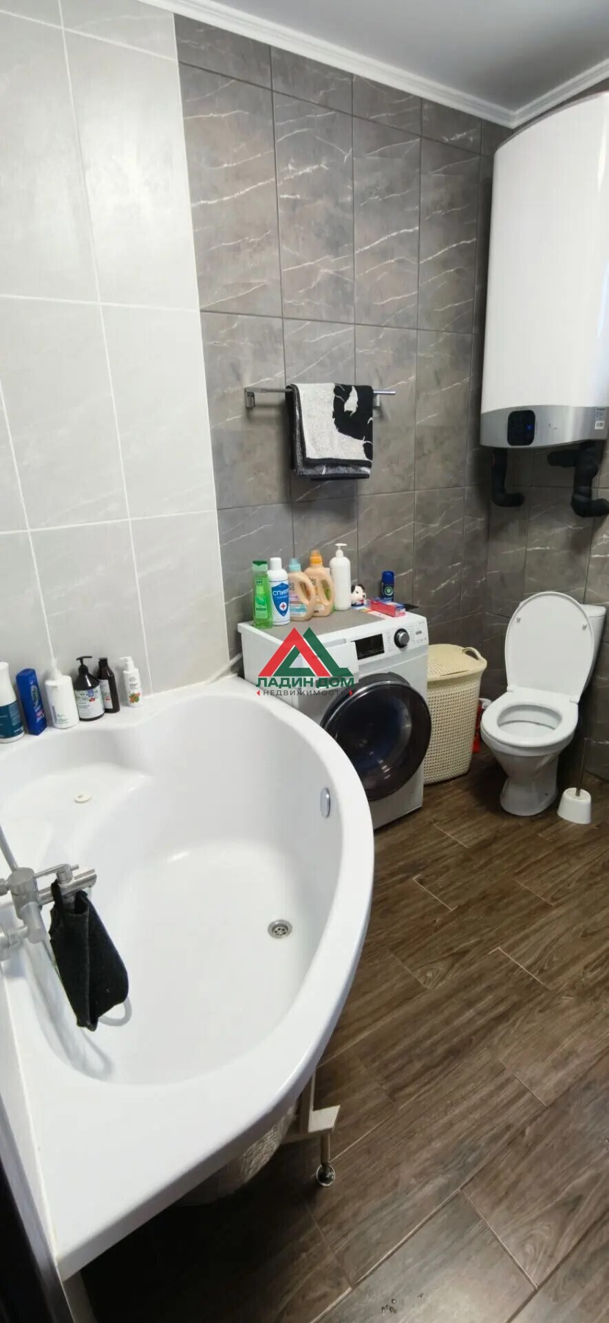 Дом, 92.5 м² на участке 3 сот.
