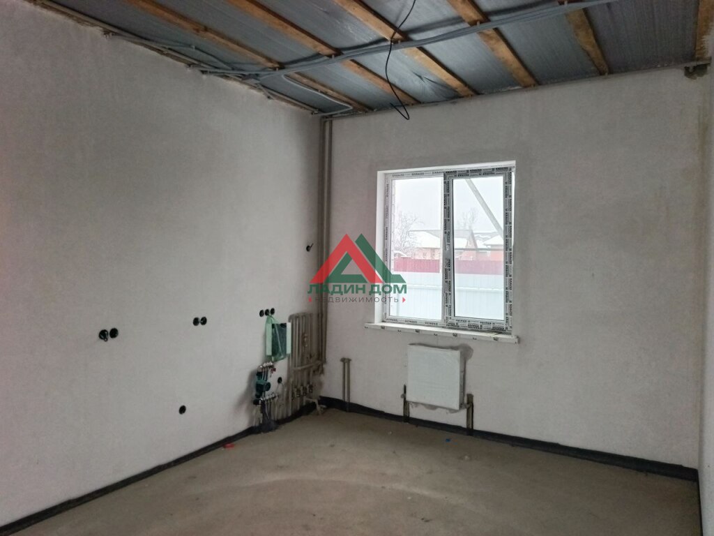 Дом, 91.2 м² на участке 3.2 сот.
