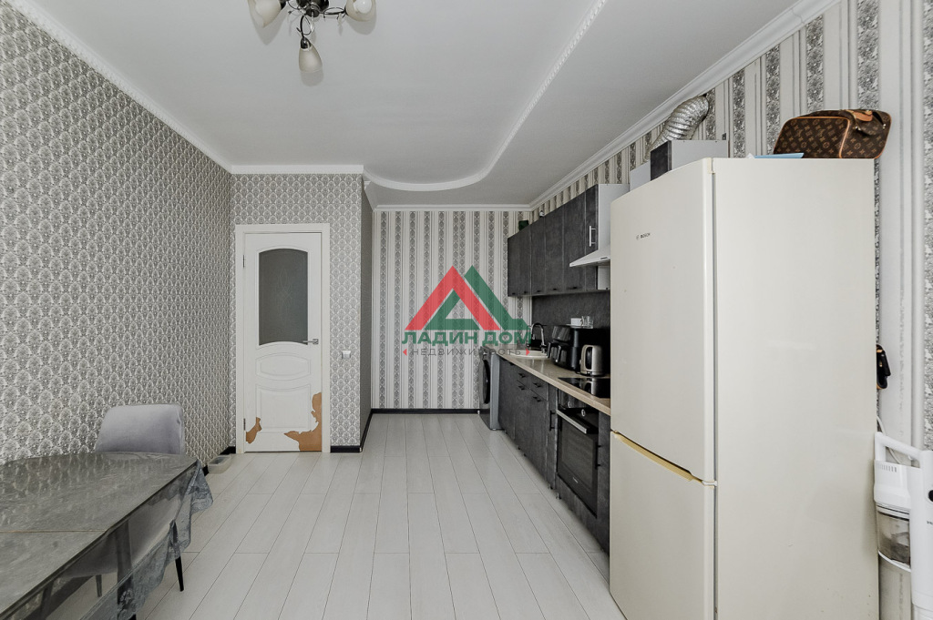 3-к квартира, 84.5 м², 8/8 эт.