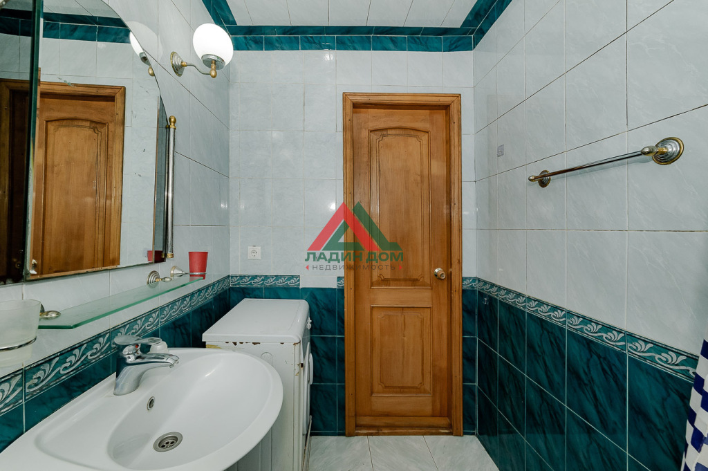 4-к квартира, 111.9 м², 4/10 эт.