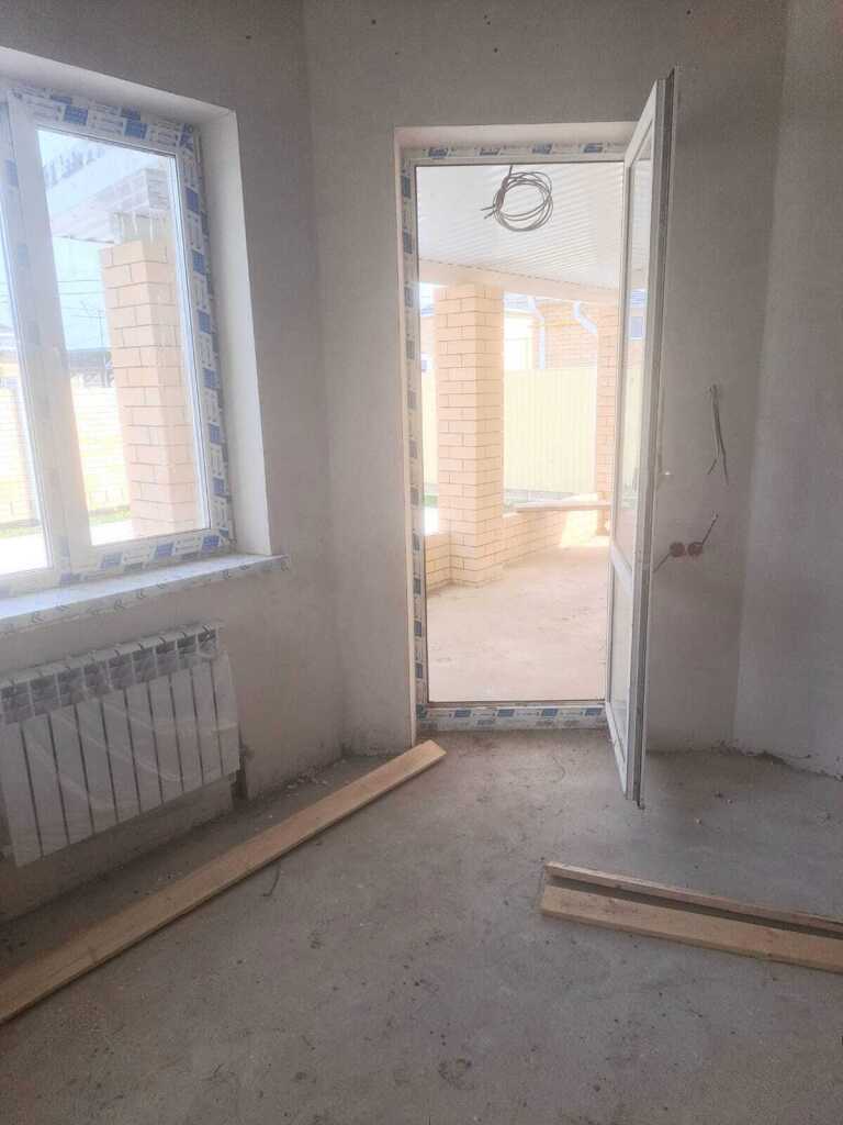 Дом, 102.7 м² на участке 4 сот.