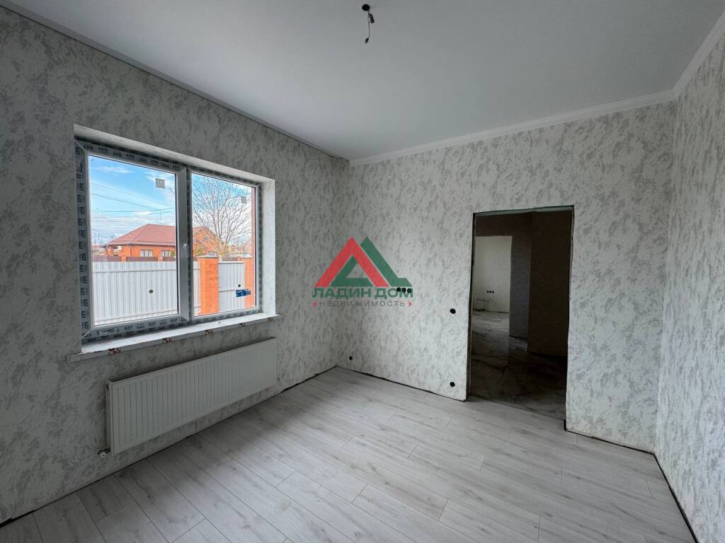 Дом, 120 м² на участке 6 сот.