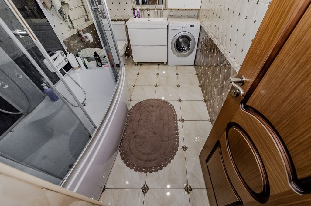 Дом, 172.8 м² на участке 4.4 сот.