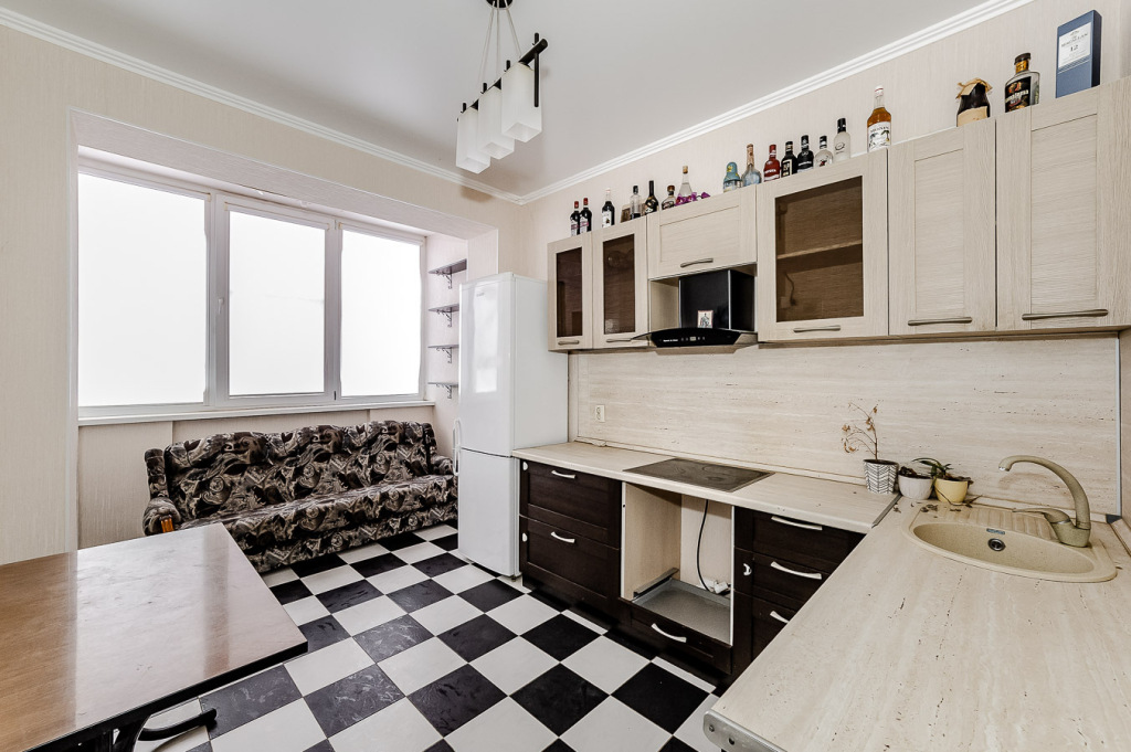 2-к квартира, 55.7 м², 2/6 эт.