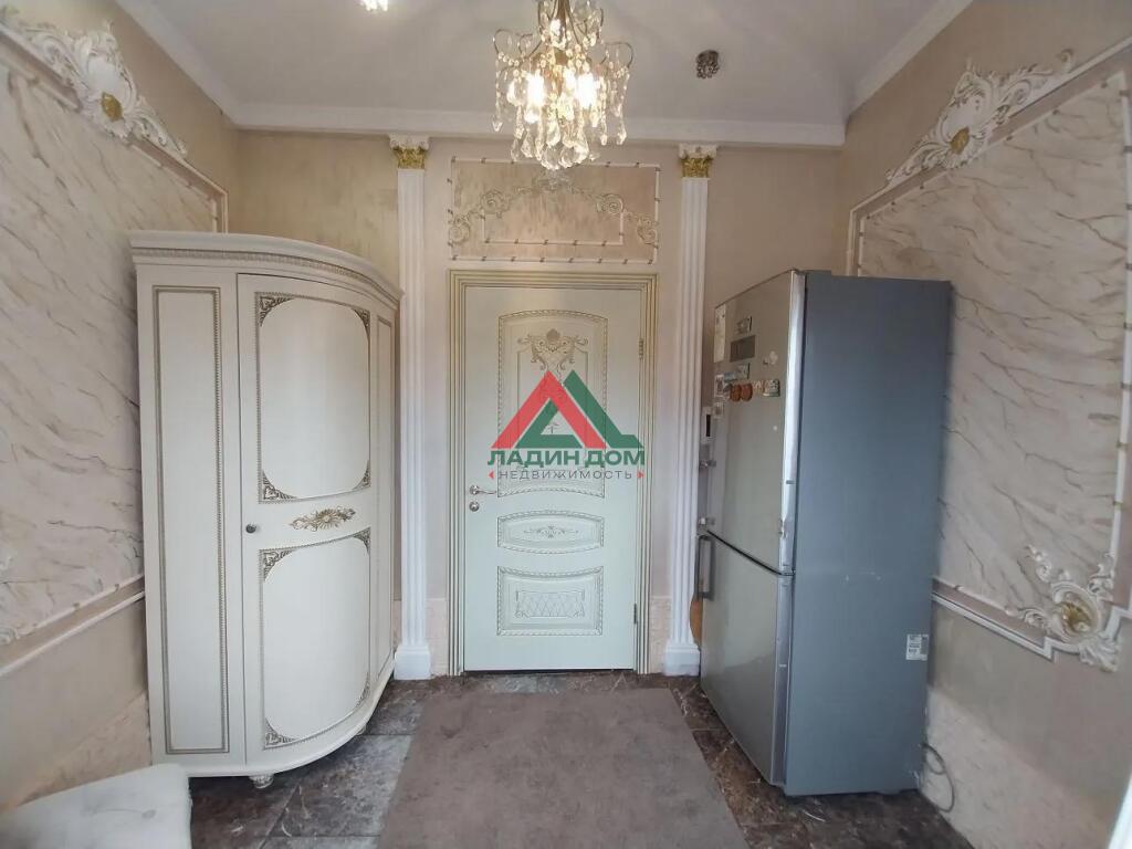 Дом, 159.2 м² на участке 4 сот.