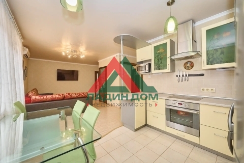 3-к квартира, 76.3 м², 4/4 эт.