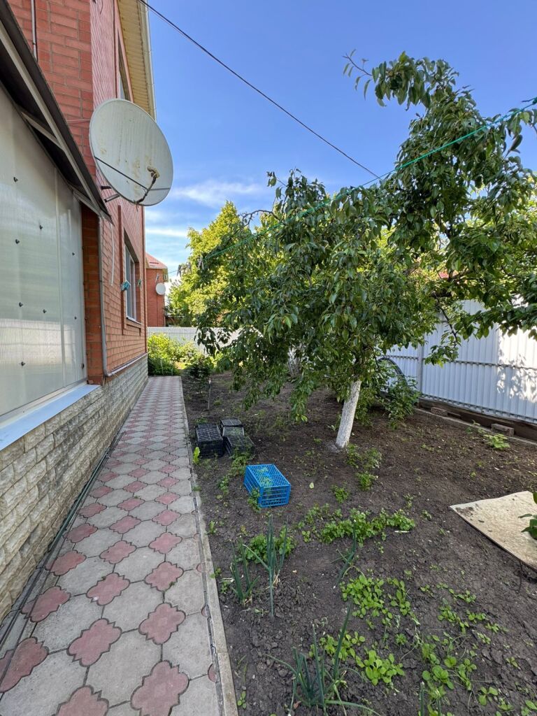 Дом, 244.5 м² на участке 6 сот.