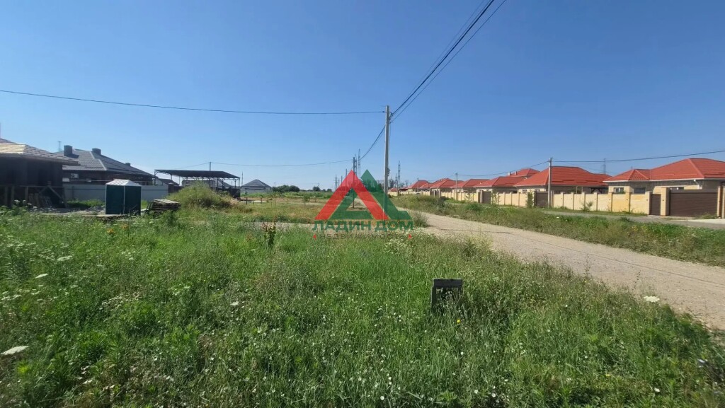 Дом, 153 м² на участке 10.1 сот.