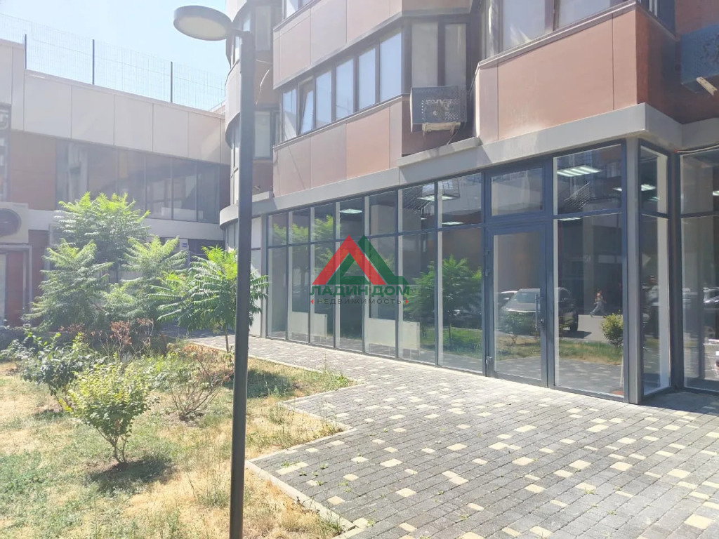 Cвободного назначения 130.6 м²