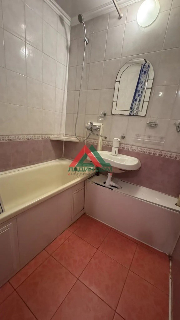 3-к квартира, 71.9 м², 1/10 эт.