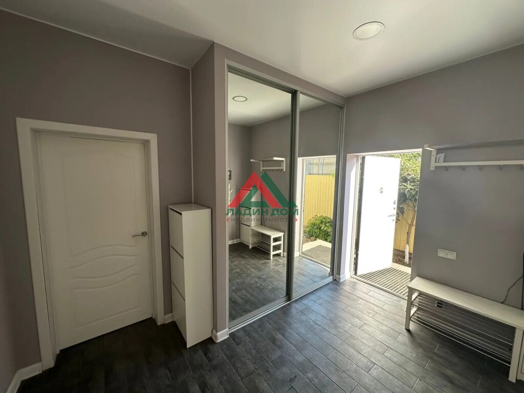 Коттедж, 137.7 м² на участке 4 сот.