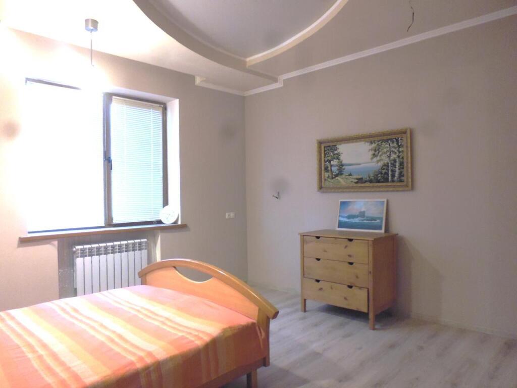Дом, 276.8 м² на участке 10 сот.
