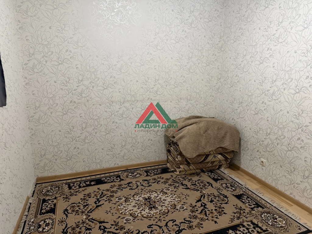 3-к квартира, 75.9 м², 1/5 эт.