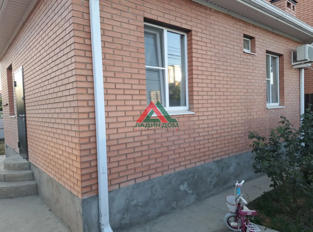 Дом, 62 м² на участке 2 сот.