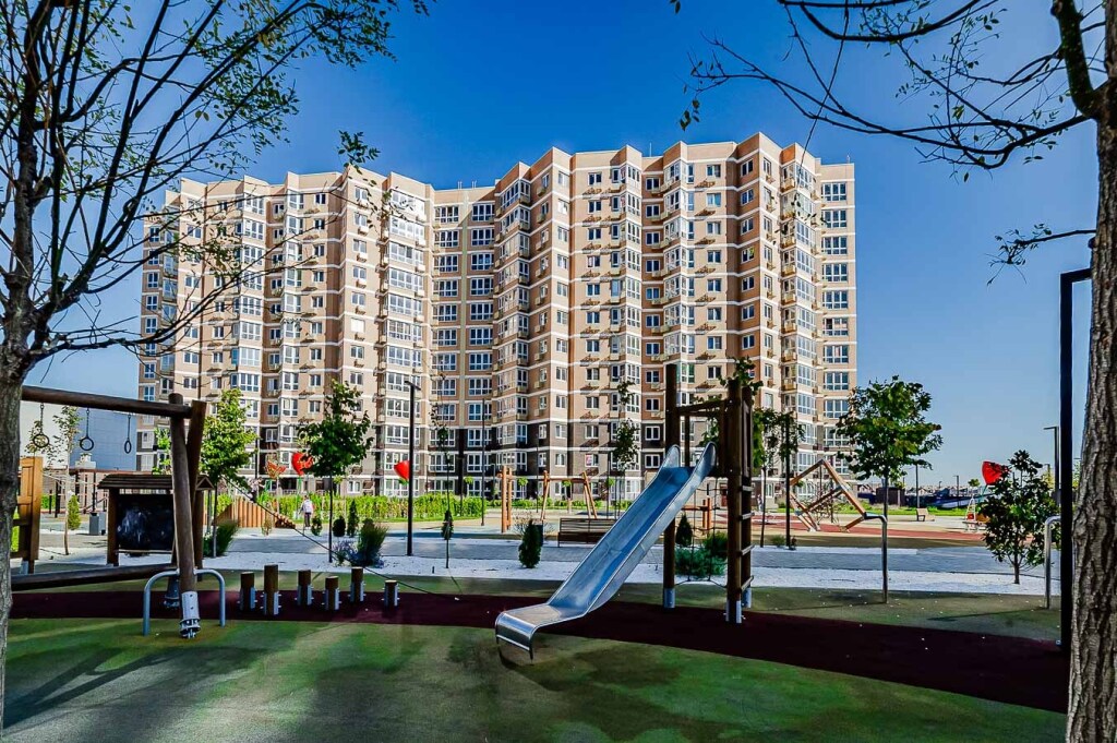 3-к квартира, 97.8 м², 2/12 эт.