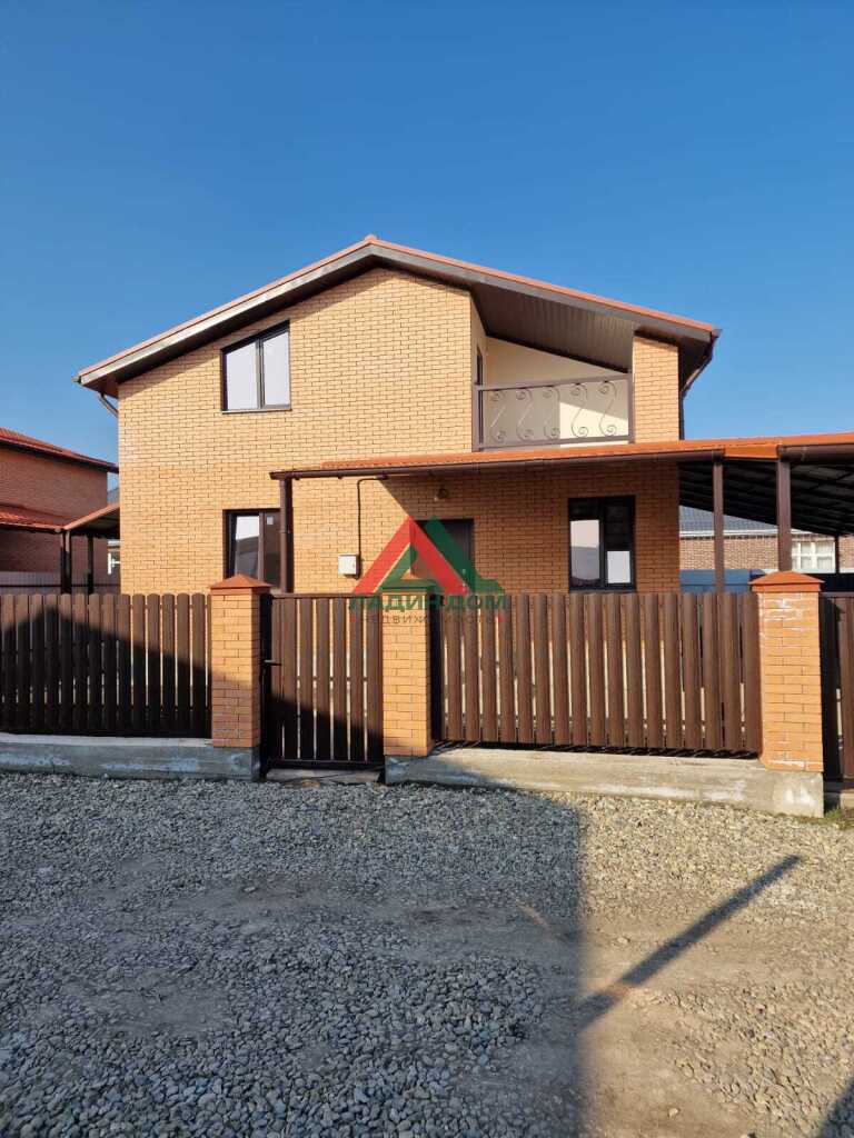 Дача, 157.5 м² на участке 4 сот.