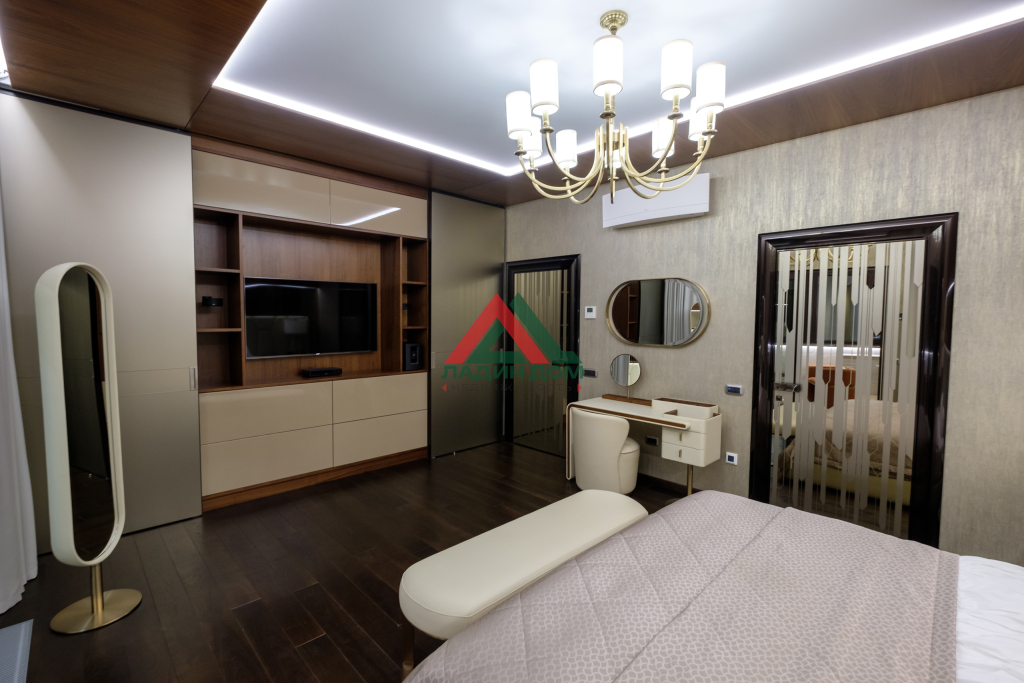 4-к квартира, 153.3 м², 11/16 эт.