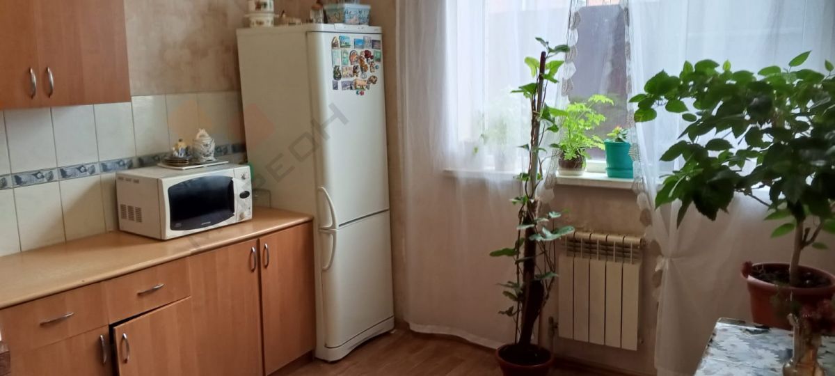 Дом, 161.4 м² на участке 4.8 сот.