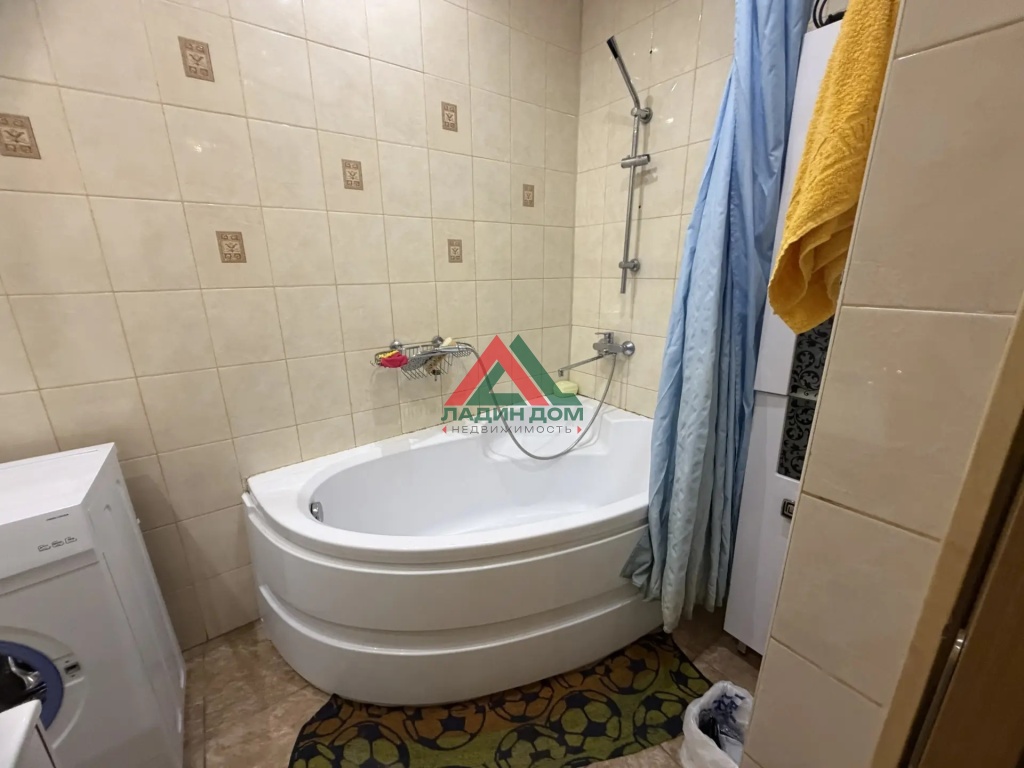 3-к квартира, 75.9 м², 1/5 эт.